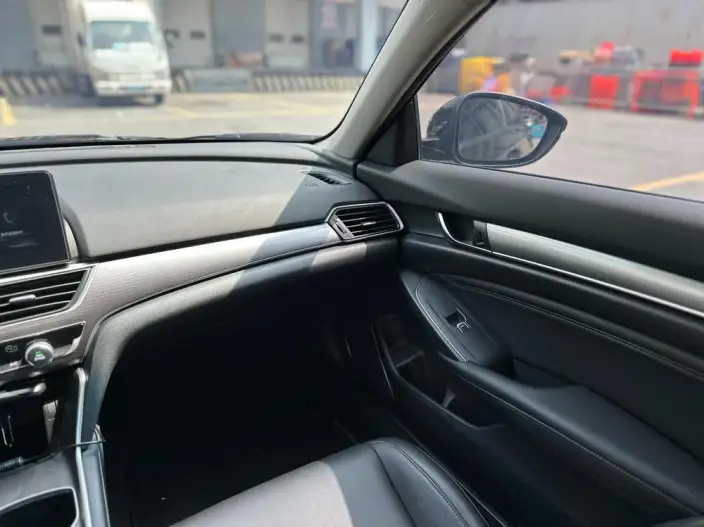 Honda Accord 2022 Model 260TURBO Deluxe Edition – фото 9