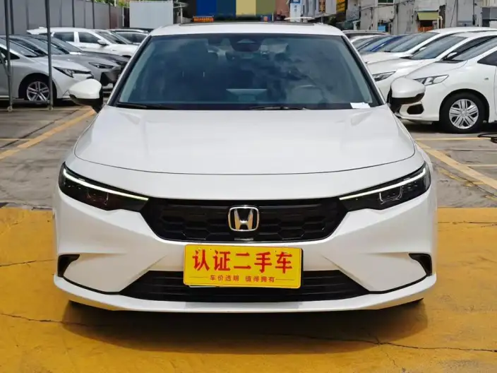 Model Ge 2023 Model 240TURBO CVT Deluxe Edition – фото 2