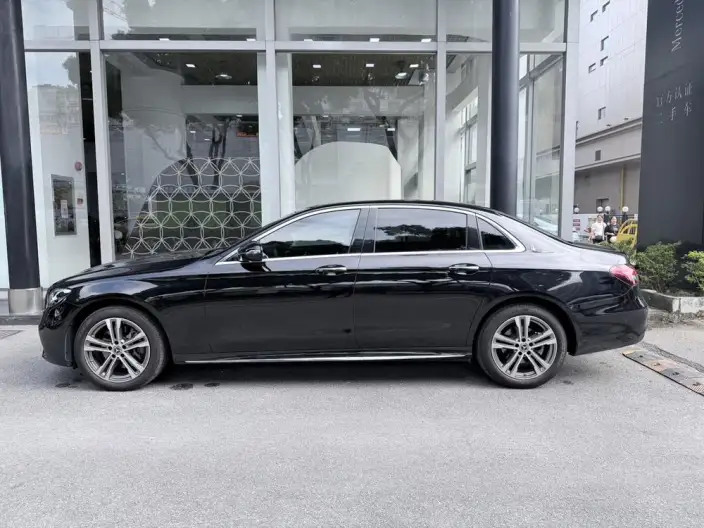 Mercedes-Benz E-Class 2022 Model E 260 L Sports sedan – фото 3
