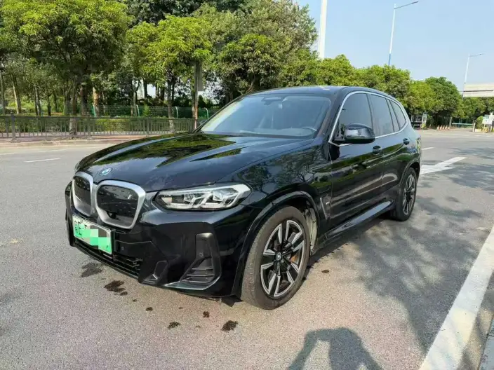 BMW iX3 2021 Model Facelift Leading Model – фото 1