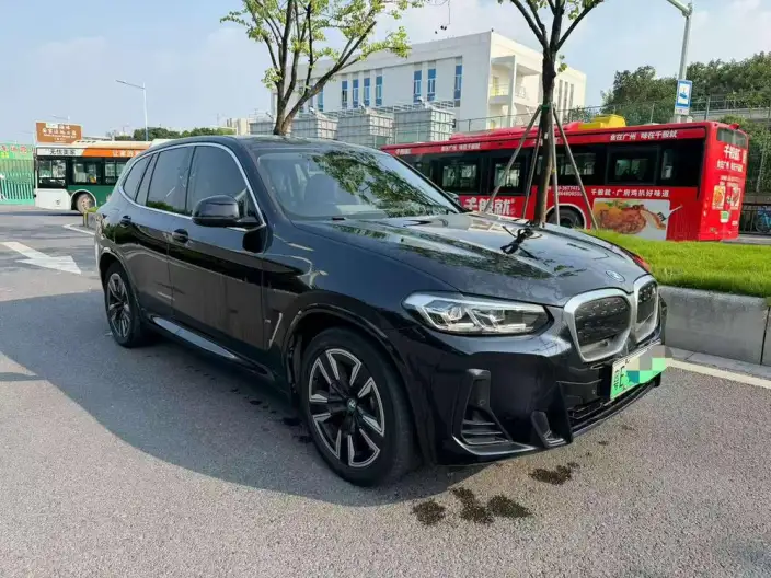 BMW iX3 2021 Model Facelift Leading Model – фото 3