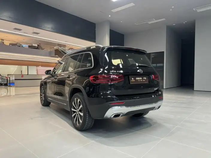 Mercedes-Benz GLB 2025 Model GLB 220 Fashion Model – фото 4