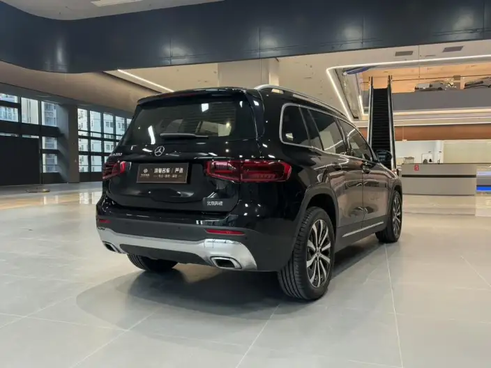 Mercedes-Benz GLB 2025 Model GLB 220 Fashion Model – фото 6