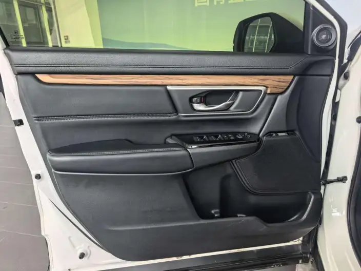 Honda CR-V 2020 Model Dazzling Edition plus 240TURBO CVT 2WD Fashion edition – фото 10