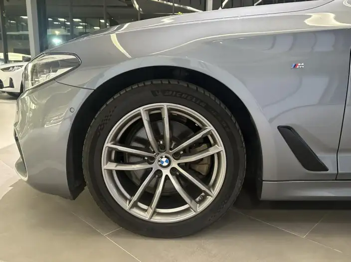 BMW 5 Series Imported 2020 Model 525i M Sports Set – фото 6