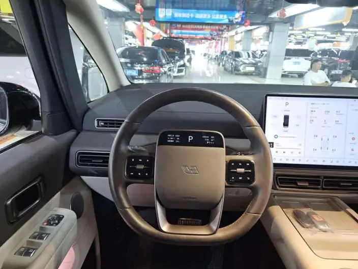 Li Auto MEGA 2024 Model Ultra Edition – фото 7