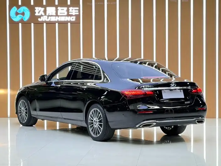 Mercedes-Benz E-Class 2023 Model E 260 L sedan