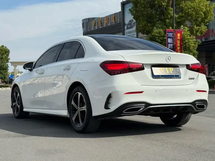 Mercedes-Benz A-class 2023 Model A 200 L Sports sedan Fashion Edition