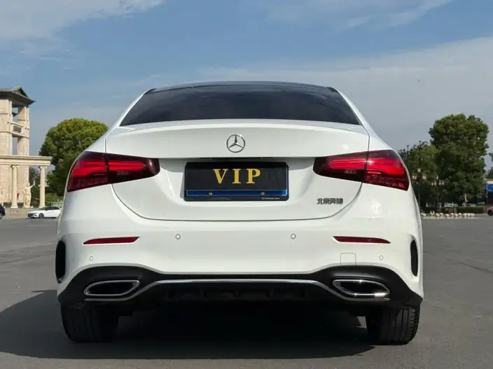 Mercedes-Benz A-class 2023 Model A 200 L Sports sedan Fashion Edition – фото 5