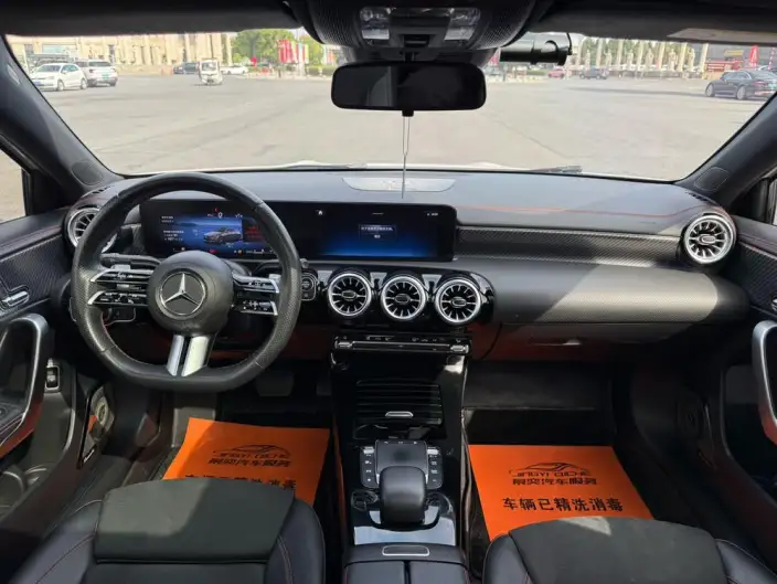 Mercedes-Benz A-class 2023 Model A 200 L Sports sedan Fashion Edition – фото 8