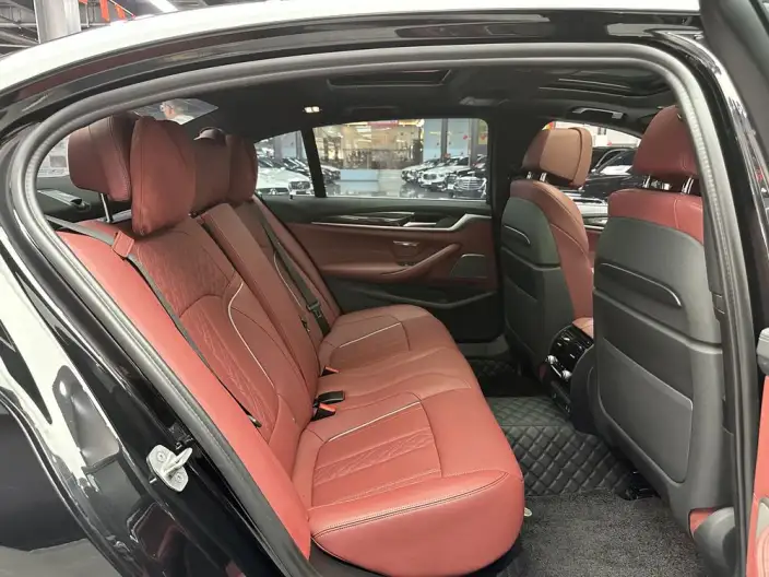 BMW 5 Series 2022 Model Facelift 530Li Exclusive Model M Sports Set – фото 7