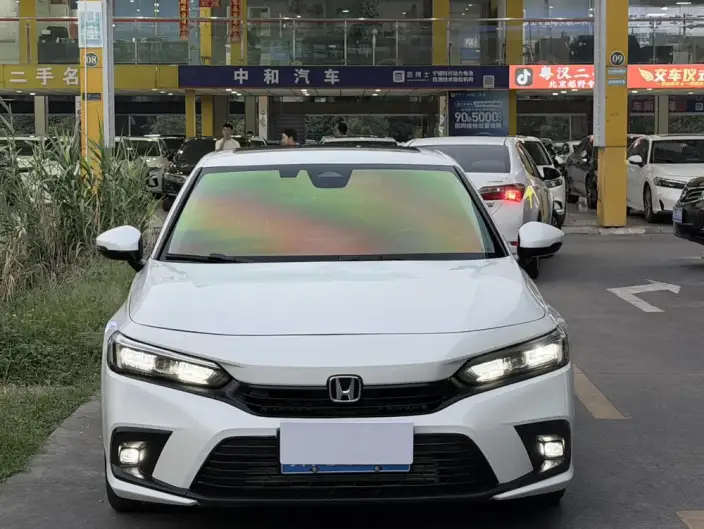 Honda Civic 2022 Model 240TURBO CVT Power Control Edition – фото 2
