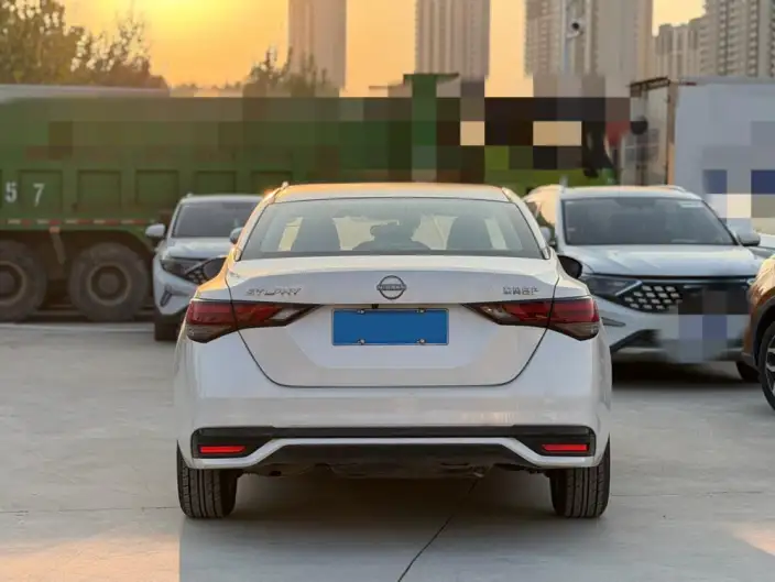 Nissan Sylphy 2023 Model 1.6L CVT Yuexiang Edition – фото 5