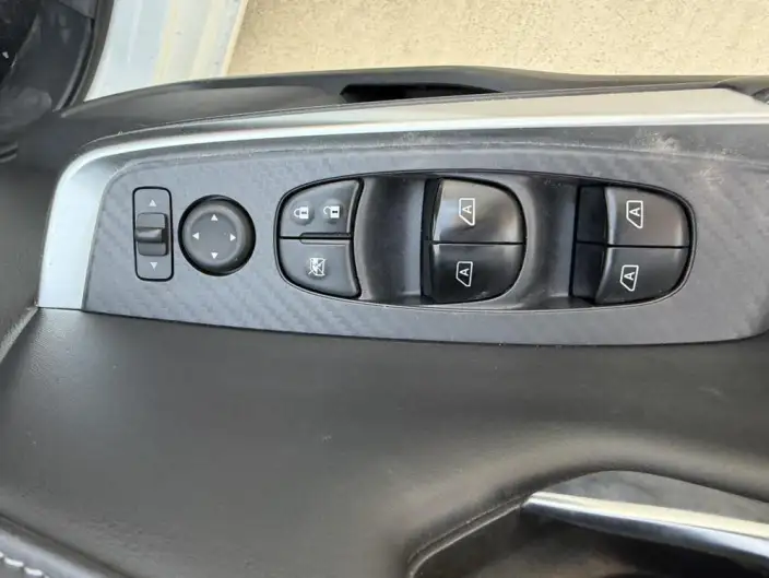 Nissan Sylphy 2023 Model 1.6L CVT Yuexiang Edition – фото 9