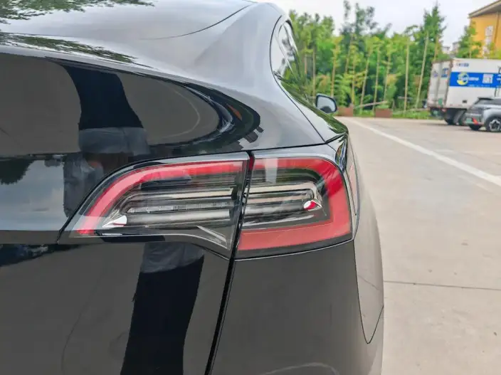 Model Y 2023 Model Long Battery Life Pro All-wheel drive version – фото 8