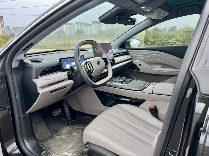 Geely Galaxy E8 PHEV 2025 Model 130km EM-i Premium Edition – фото 9