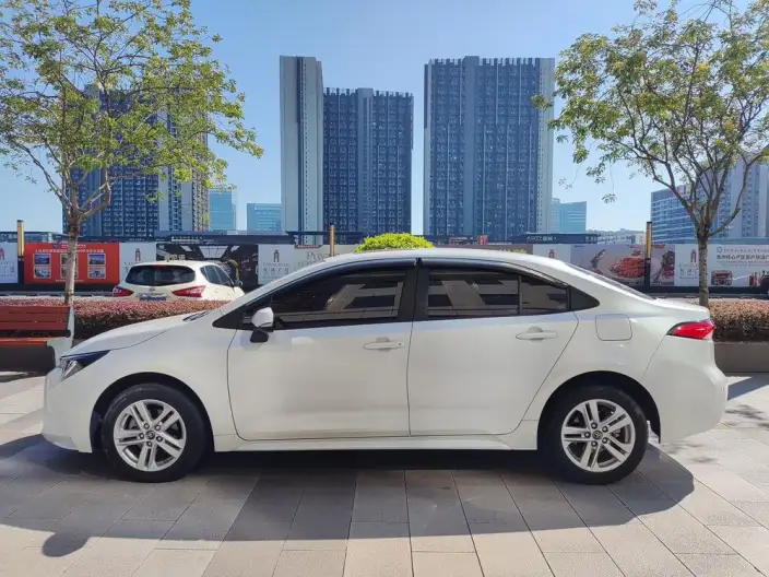 Toyota Levin 2021 Model 185T CVT Deluxe Edition – фото 3