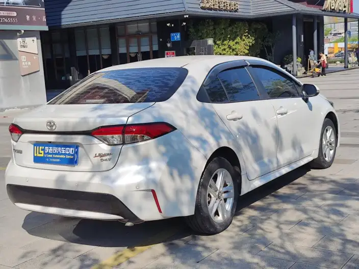 Toyota Levin 2021 Model 185T CVT Deluxe Edition – фото 5