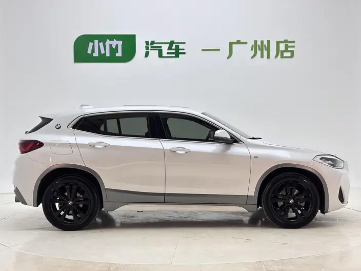 BMW X2 2021 Model sDrive20i M Off-road Set – фото 8