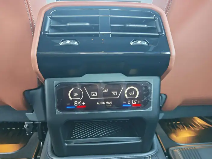 BMW 5 Series 2025 Model 530Li Exclusive Model M Sports Set – фото 7