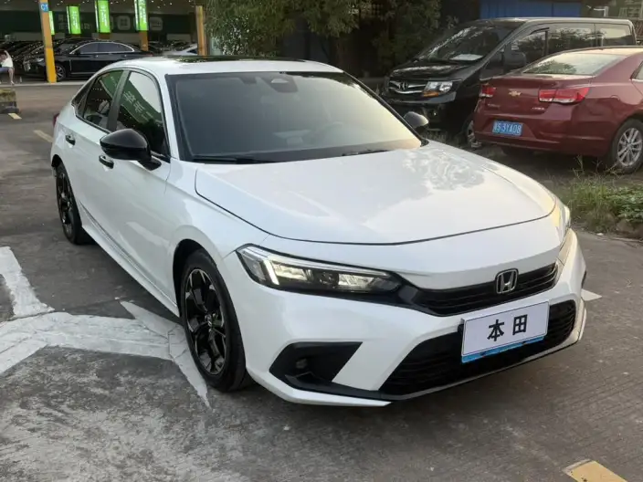 Honda Civic 2022 Model 240TURBO CVT Combustion Edition – фото 3