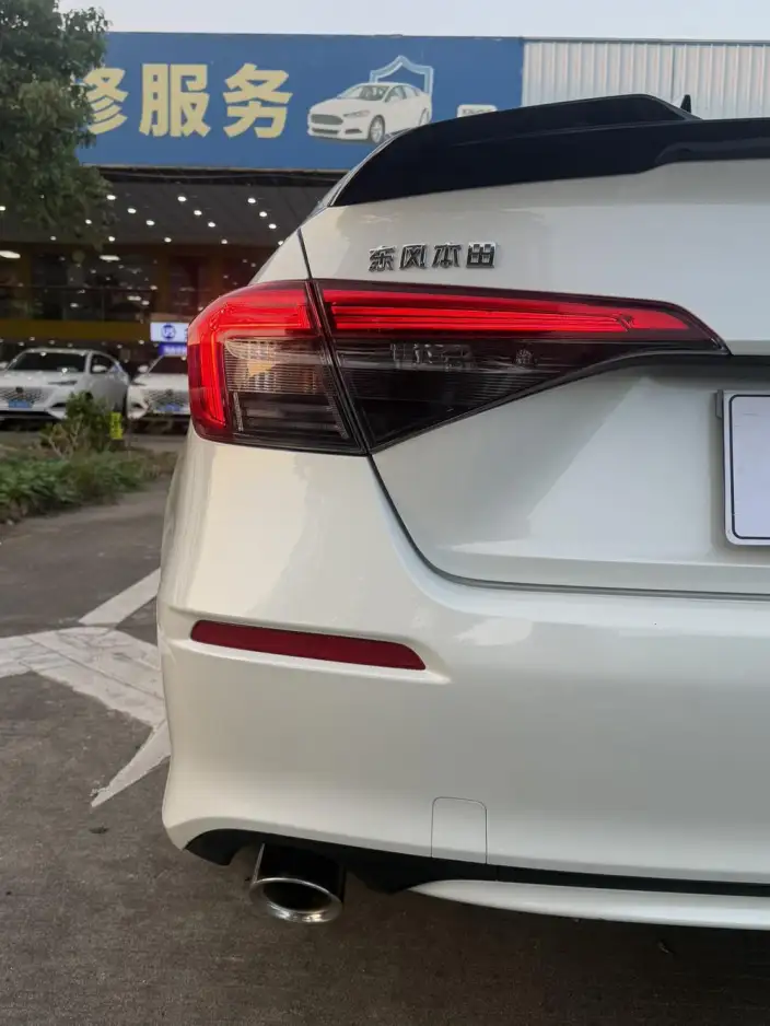 Honda Civic 2022 Model 240TURBO CVT Combustion Edition – фото 9