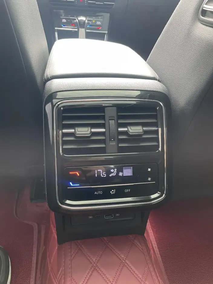 Volkswagen Passat 2024 Model 380TSI Starry sky Deluxe Edition – фото 9