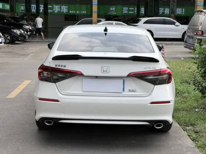 Honda Civic 2022 Model 240TURBO CVT Combustion Edition – фото 5
