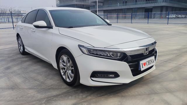 Honda Accord 2018 260TURBO Elite China V – фото 3