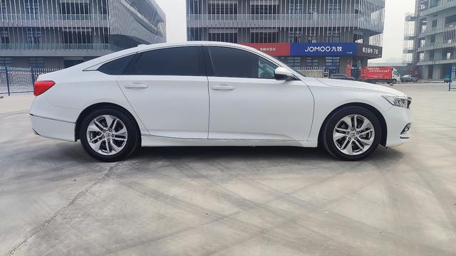 Honda Accord 2018 260TURBO Elite China V – фото 9