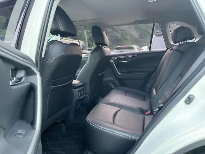 Toyota RAV4 2020 Model 2.0L CVT 2WD Fashion edition – фото 9