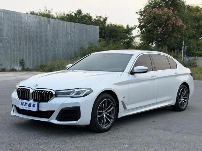BMW 5 Series 2022 Model Facelift II 525Li M Sports Set – фото 1
