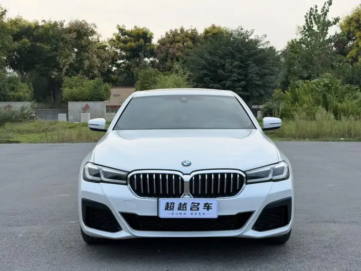 BMW 5 Series 2022 Model Facelift II 525Li M Sports Set – фото 2