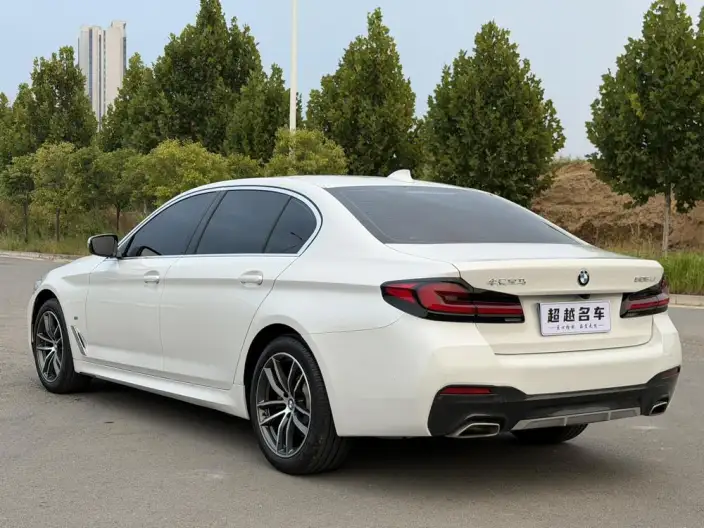 BMW 5 Series 2022 Model Facelift II 525Li M Sports Set – фото 4