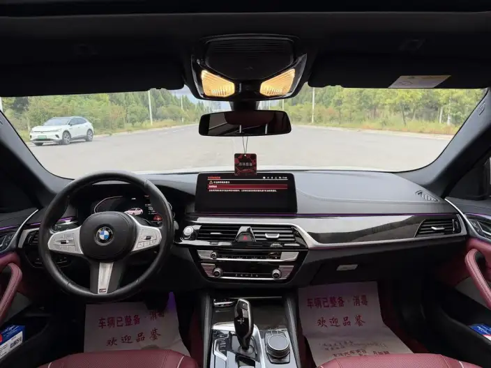 BMW 5 Series 2022 Model Facelift II 525Li M Sports Set – фото 7