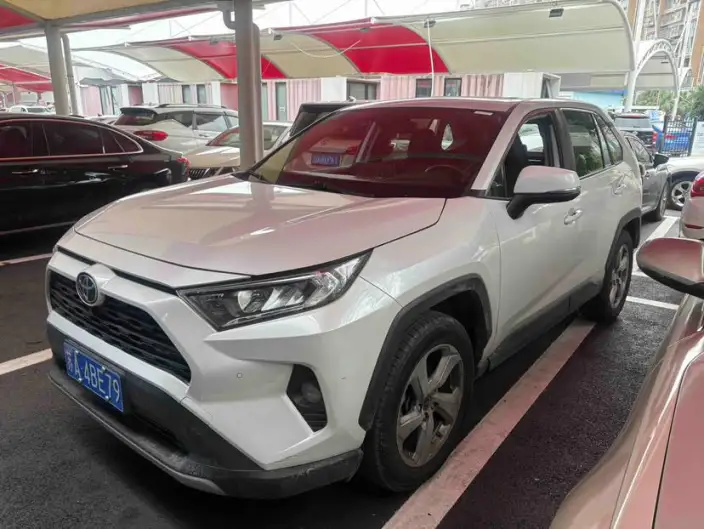 Toyota RAV4 2022 Model 2.0L CVT 2WD Fashion edition – фото 1