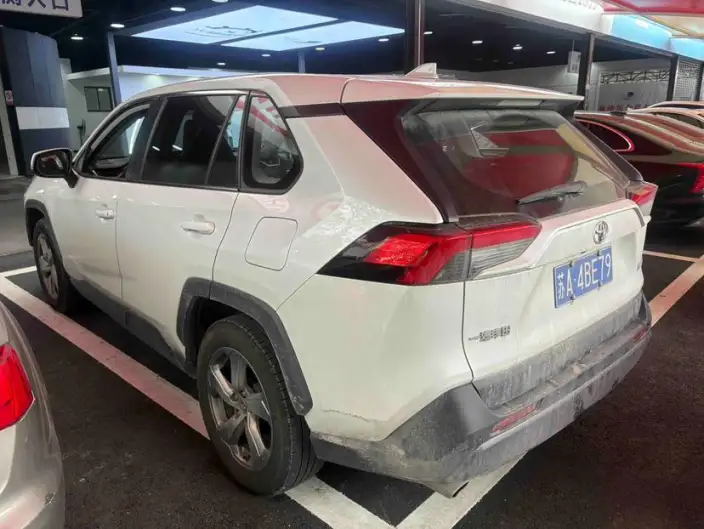 Toyota RAV4 2022 Model 2.0L CVT 2WD Fashion edition – фото 4