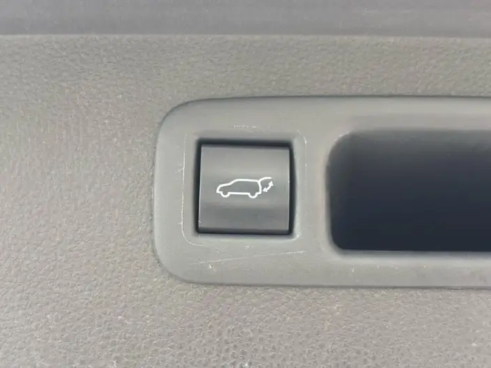Toyota Highlander 2022 Model Hybrid 2.5L 4WD Premium Edition 7 seat – фото 8