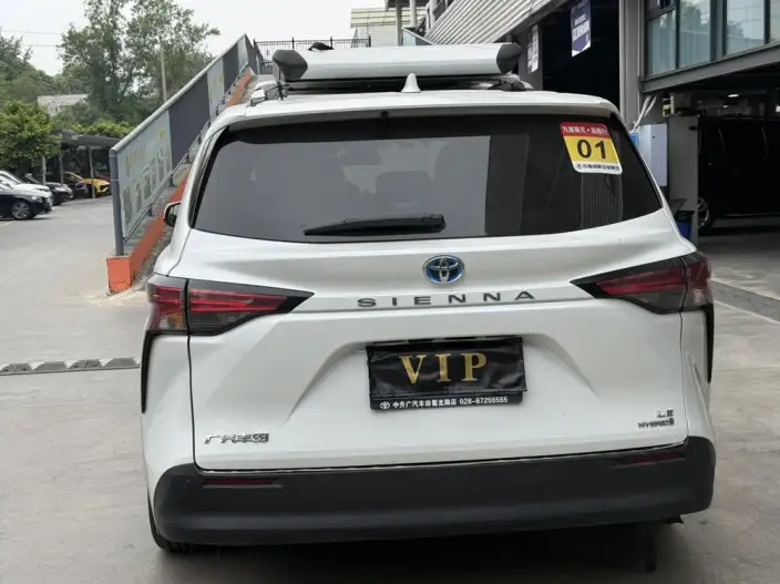 Toyota Sienna 2021 Model 2.5L Hybrid Comfort Edition – фото 5