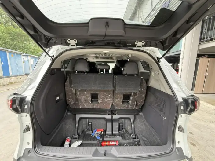 Toyota Sienna 2021 Model 2.5L Hybrid Comfort Edition – фото 9