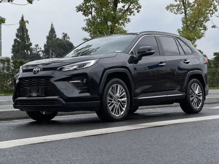 Toyota Wildlander 2023 Model 2.0L 4WD Premium Edition – фото 1