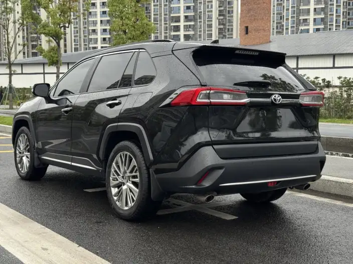 Toyota Wildlander 2023 Model 2.0L 4WD Premium Edition – фото 4