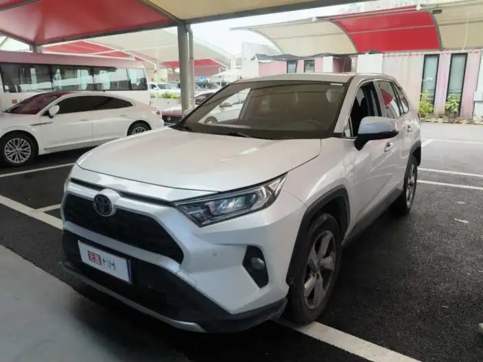Toyota RAV4 2022 Model 2.0L CVT 2WD Fashion edition – фото 1