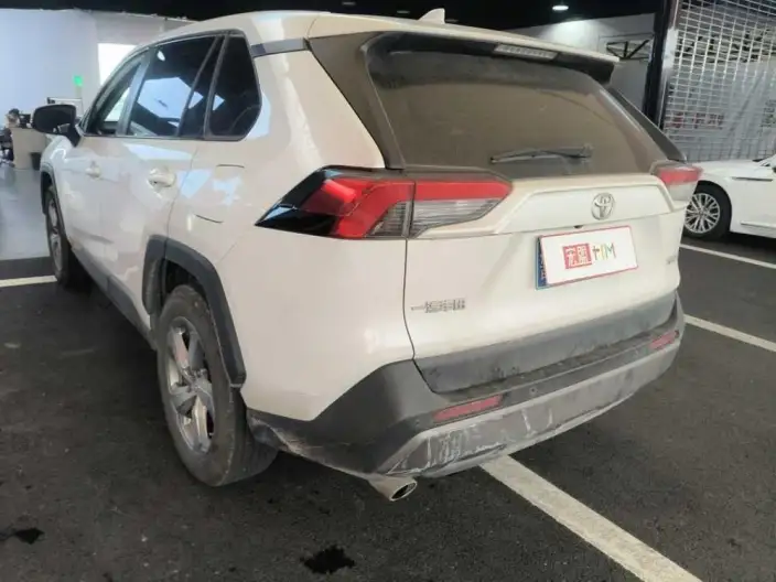 Toyota RAV4 2022 Model 2.0L CVT 2WD Fashion edition – фото 3