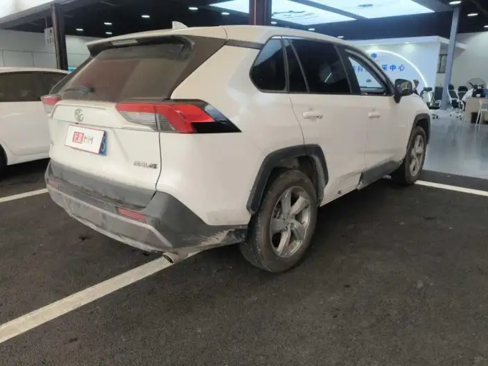 Toyota RAV4 2022 Model 2.0L CVT 2WD Fashion edition – фото 4