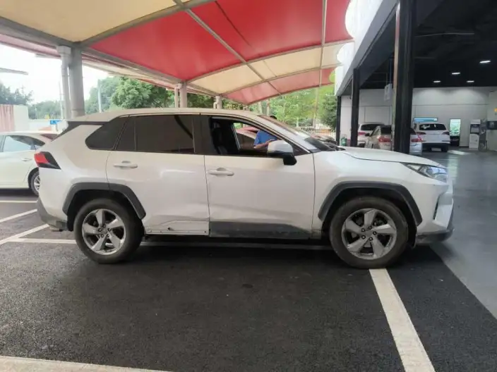 Toyota RAV4 2022 Model 2.0L CVT 2WD Fashion edition – фото 5