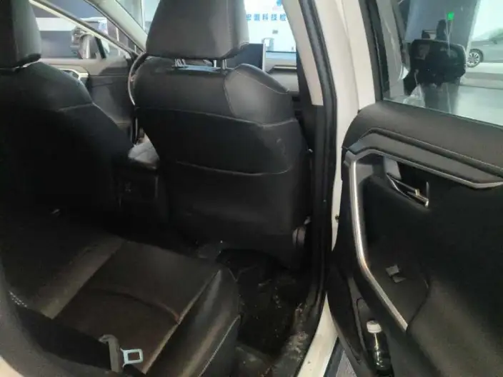 Toyota RAV4 2022 Model 2.0L CVT 2WD Fashion edition – фото 9