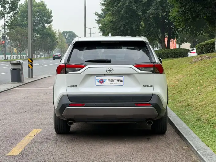 Toyota RAV4 2021 Model 2.0L CVT 2WD Fashion Plus Edition – фото 5