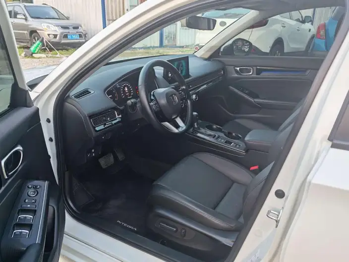 Model Ge 2022 Model 240TURBO CVT Deluxe Edition – фото 10