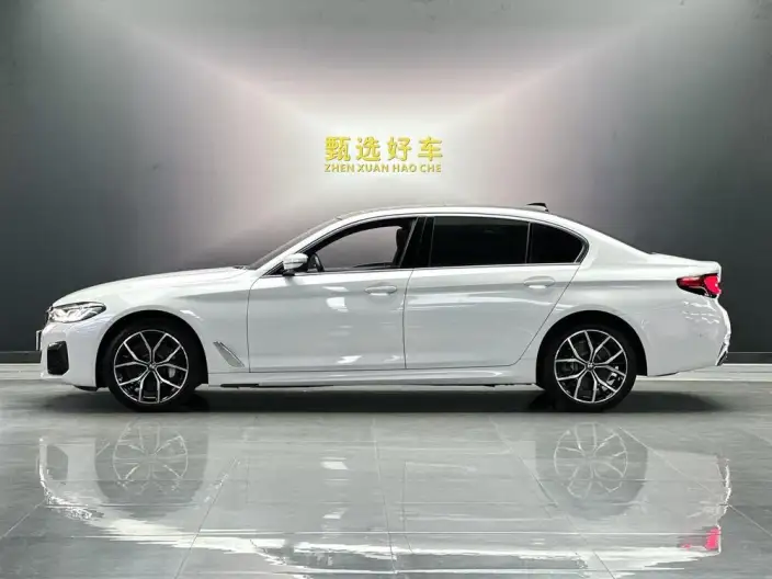 BMW 5 Series 2022 Model 530Li Exclusive Model M Sports Set – фото 3